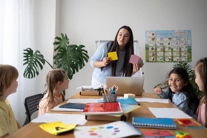 Membentuk Generasi Emas: Tips dari Guru Inspiratif